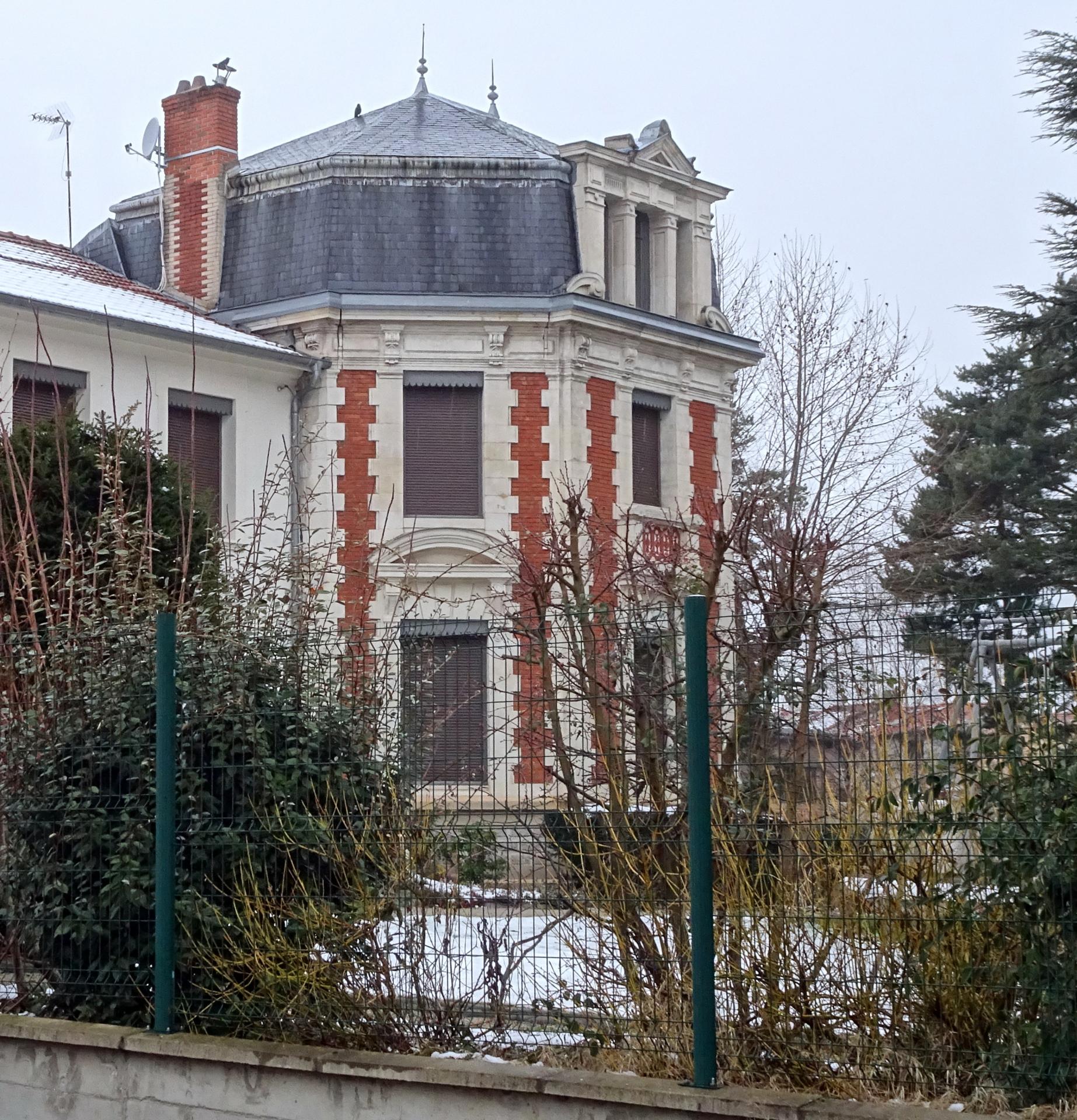 façade richement ouvragée